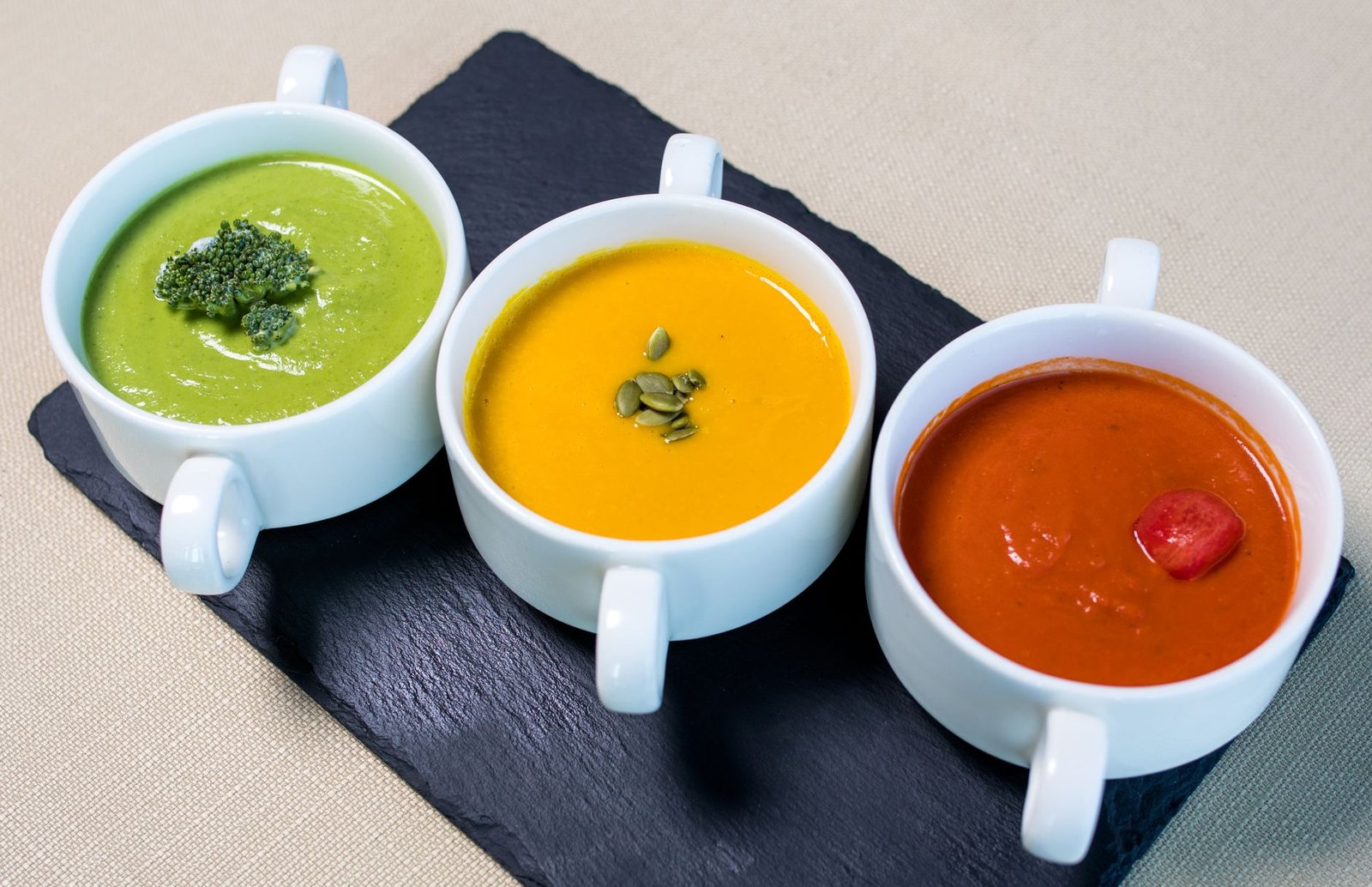 Nitharshanam, cuisine comfort food à Montréal